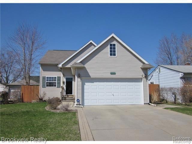 25655 Hudson St, Roseville, MI 48066 - photo 1