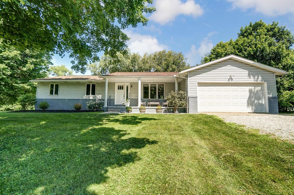 Sold $400,000 • Co-Listing Agent