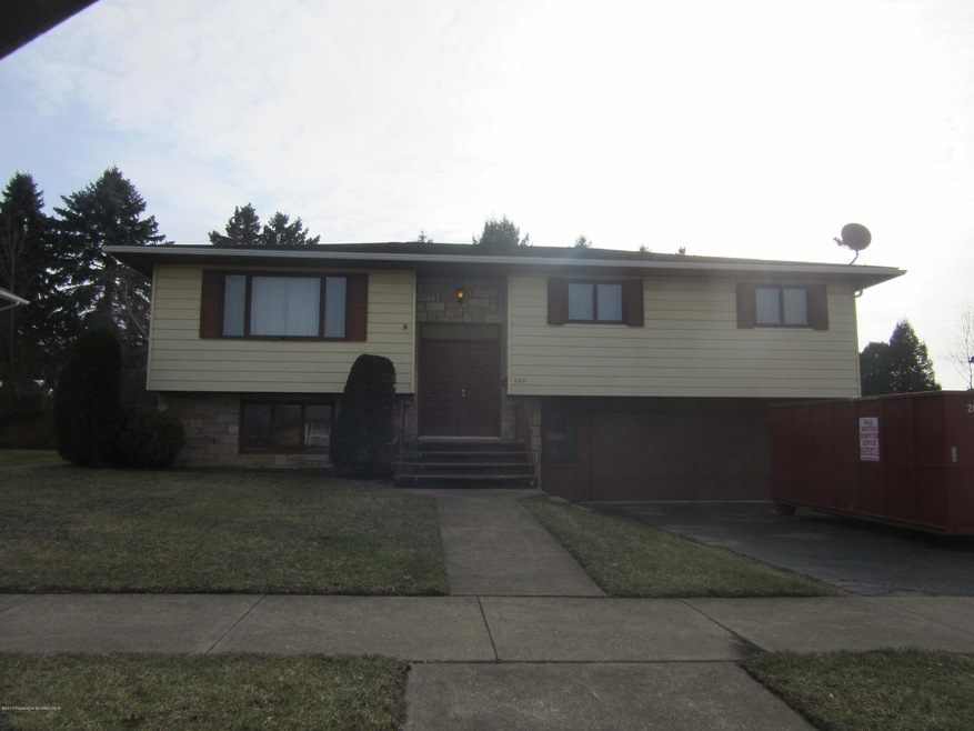 430 Shirley Ln, Dunmore, PA 18512 - photo 1