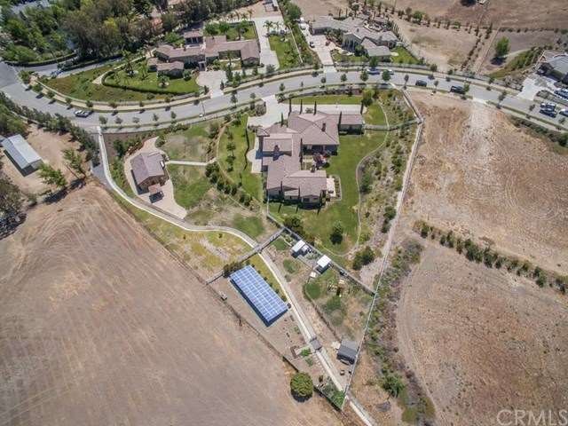 Main home of 5871 sq. ft w/4 large bedrooms each w