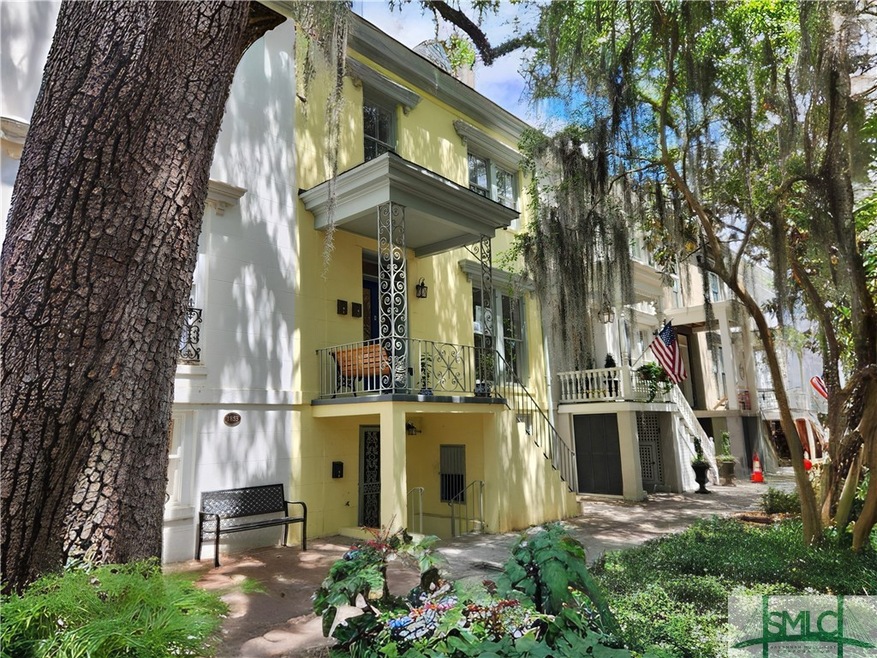 114 E Jones St unit B, Savannah, GA 31401 - photo 1