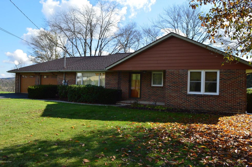 362 Kunkletown Rd, Kunkletown, PA 18058 - photo 1