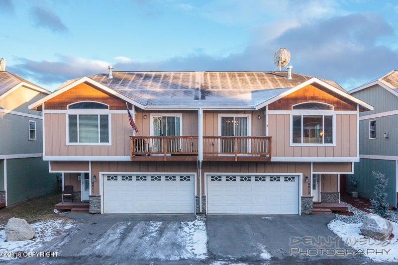 Exterior - Front-20160202-6231
