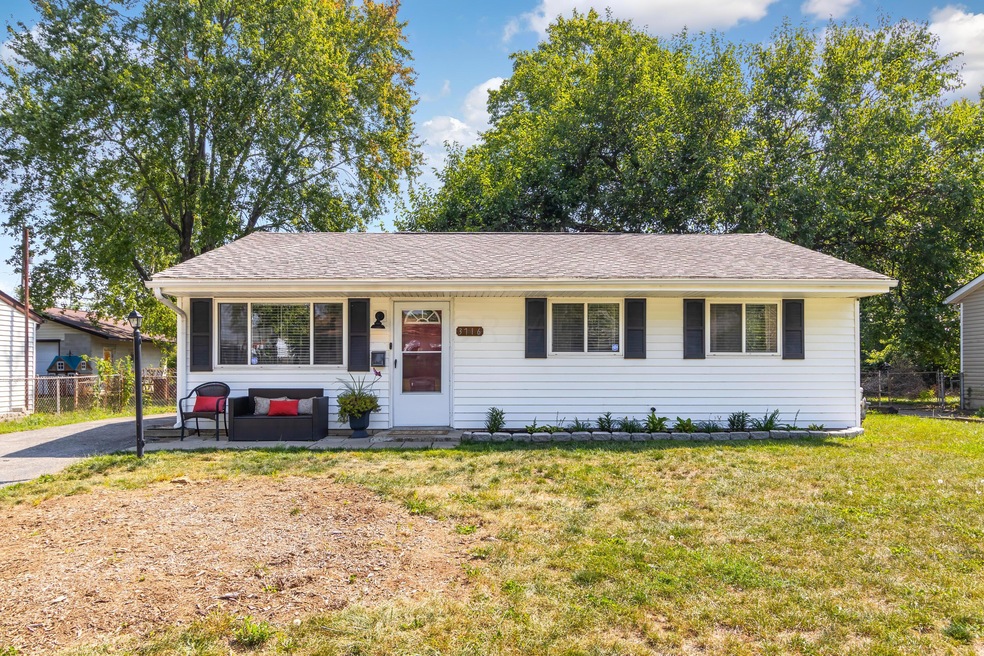 3716 Laguna Dr, Columbus, OH 43232 - photo 1