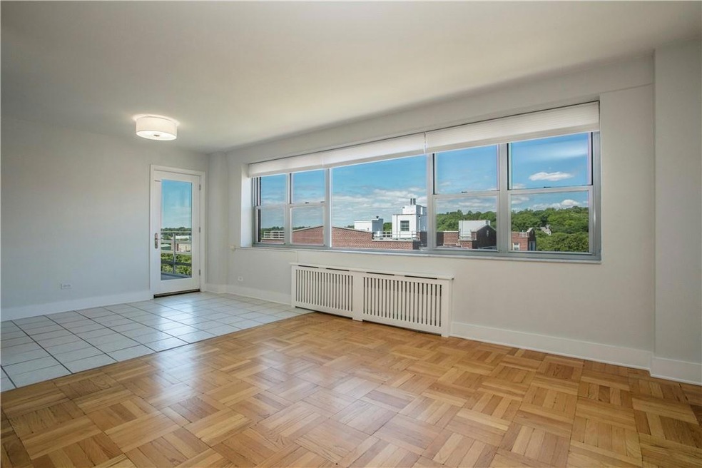 Larchmont Terrace unit 6E, Larchmont, NY 10538 - photo 1