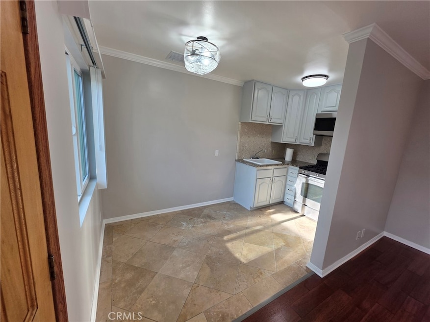 208 W 90th St unit 3, Los Angeles, CA 90003 - photo 1