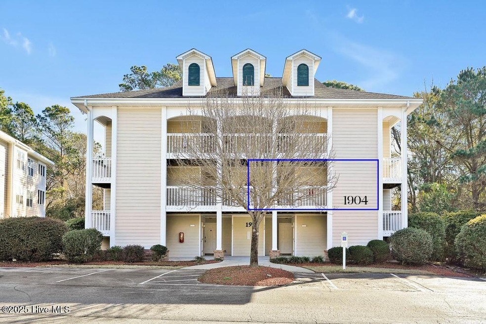 3350ClubVillasDriveUnit1904-1