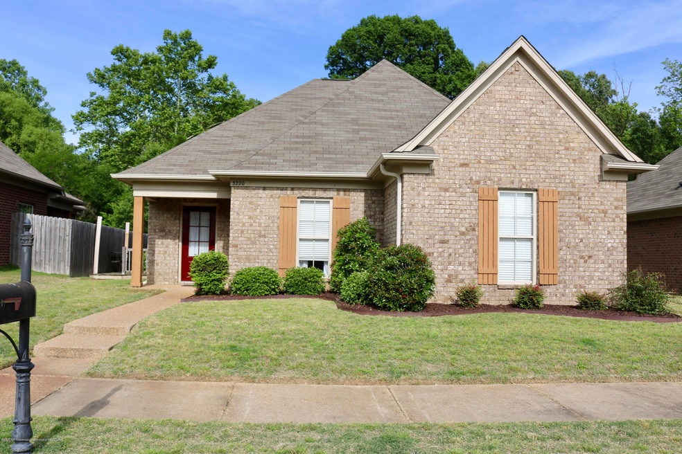 3220 MAGNOLIA DR