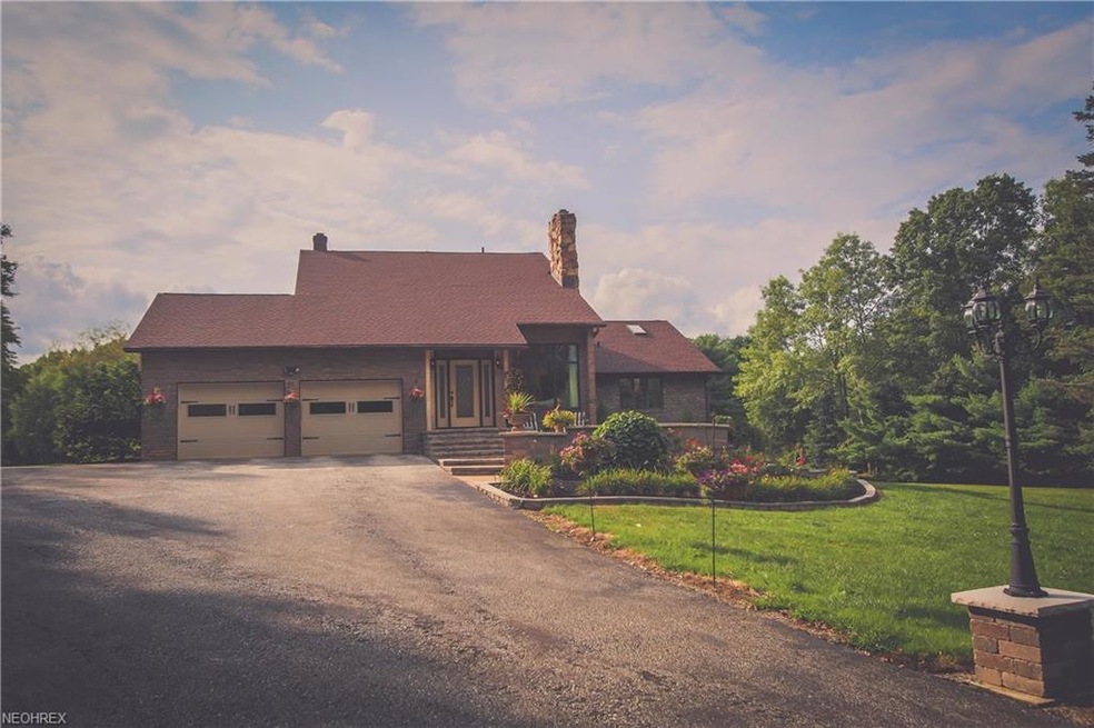 Welcome to 6290 Riverview Rd!
