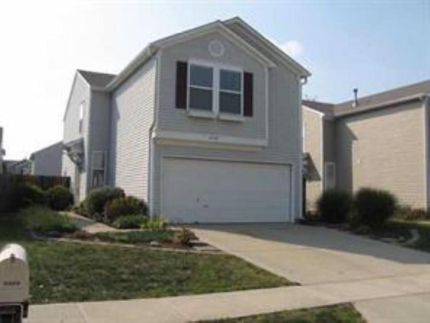 4530 Redcliff Ln S, Plainfield, IN 46168 - photo 1