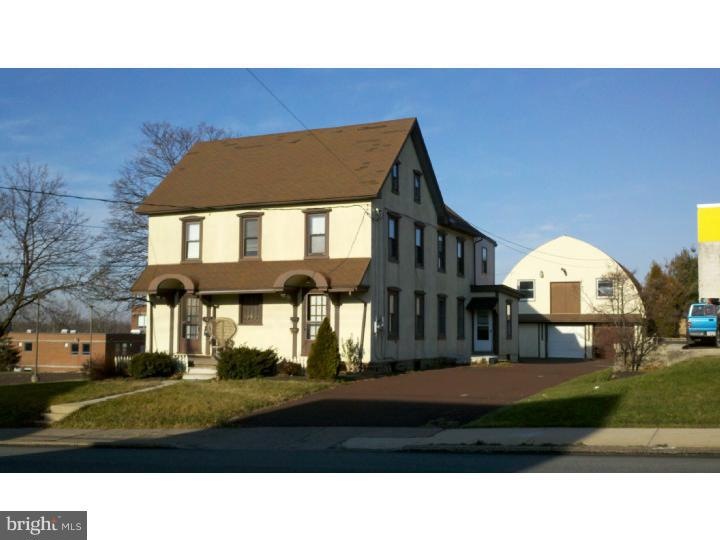 637 E Broad St, Souderton, PA 18964 - photo 1