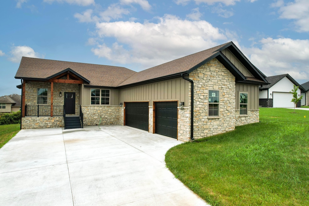 2214 Braxton Ct, Ozark, MO 65721 - photo 1