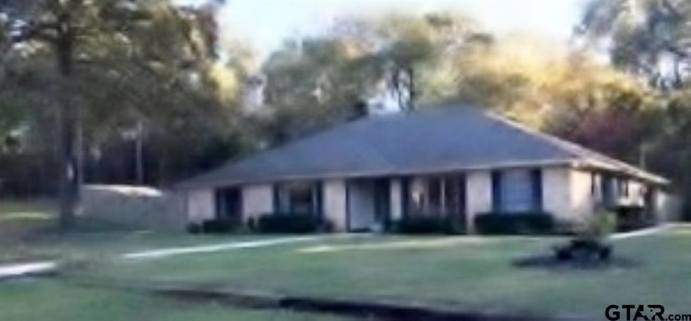 15428 Charlotte Ann Ln, Tyler, TX 75707 - photo 1