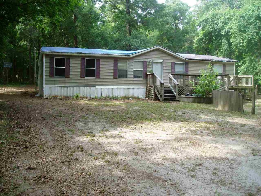 126 Leslie Cir, Crawfordville, FL 32327 - photo 1