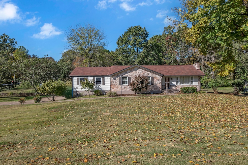 230 Beverly Dr, Madison, TN 37115 - photo 1