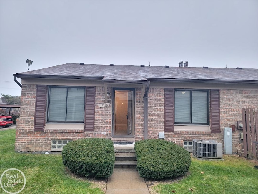 17118 Kingsbrooke Dr unit 77, Clinton Township, MI 48038 - photo 1