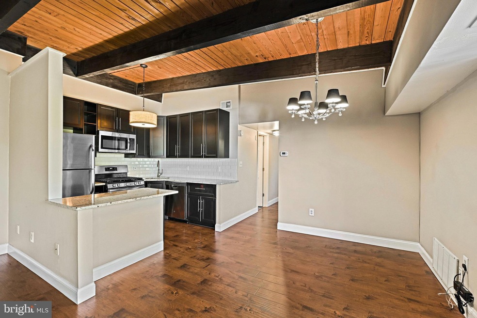 7839 Enola St unit 202, McLean, VA 22102 - photo 1