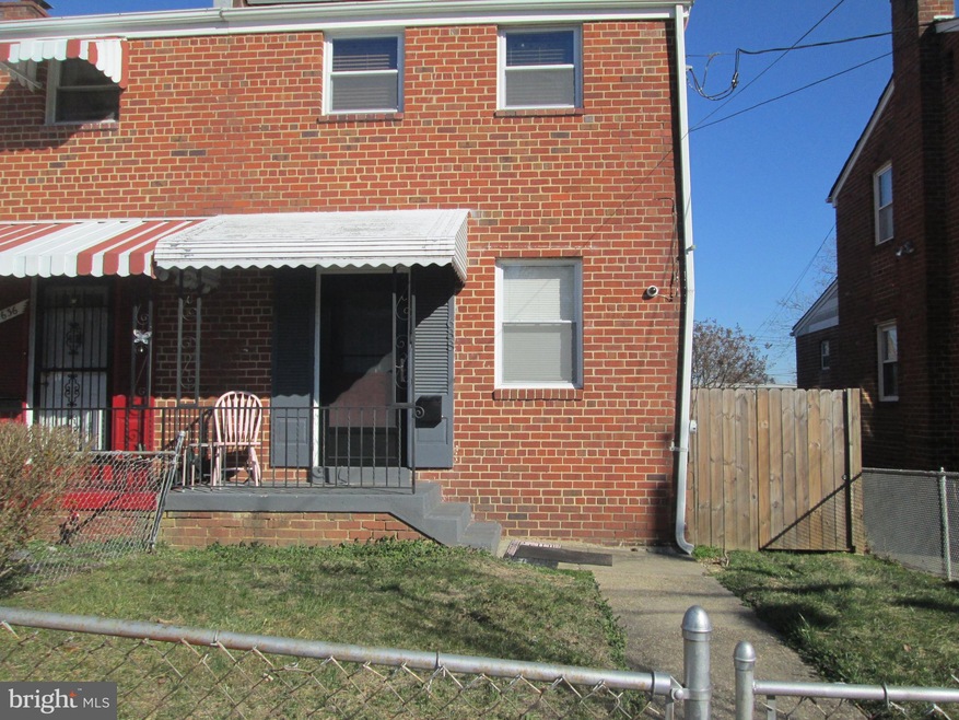 638 Chaplin St SE, Washington, DC 20019 - photo 1