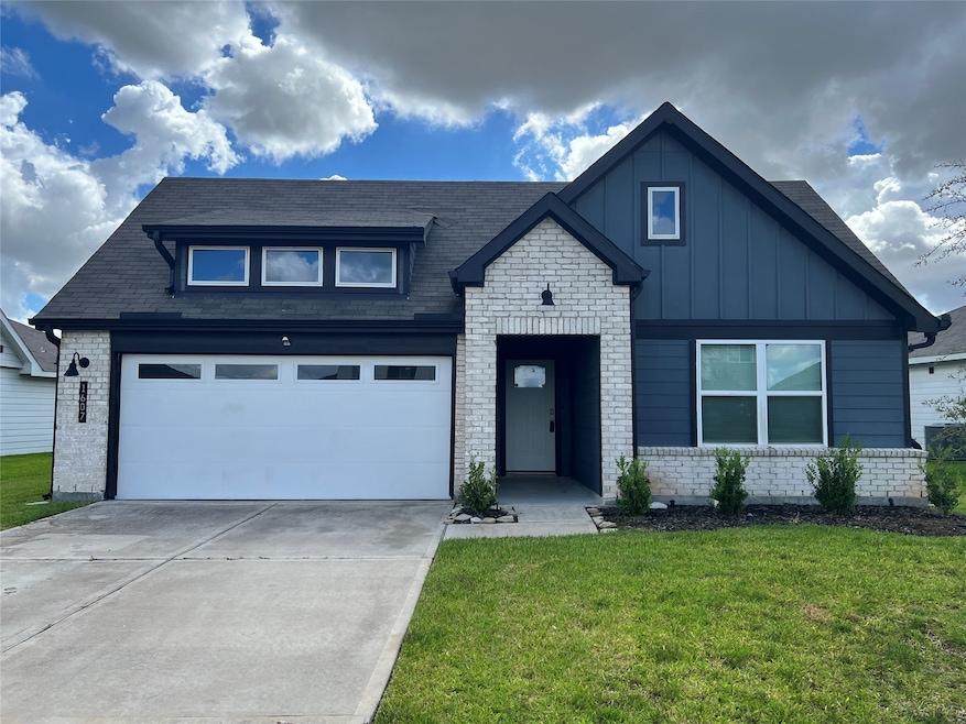 For Rent $2,300/month