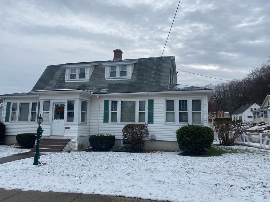 38 Clark St, Holyoke, MA 01040 - photo 1