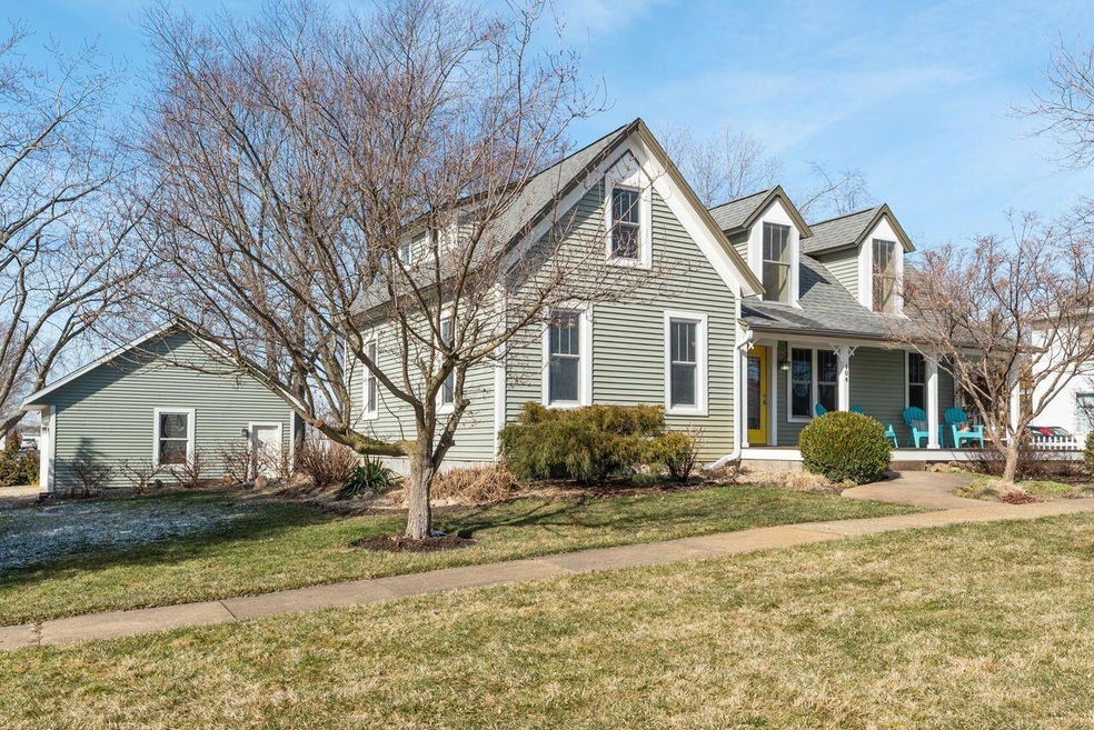 104 N Grant St, Galien, MI 49113 - photo 1