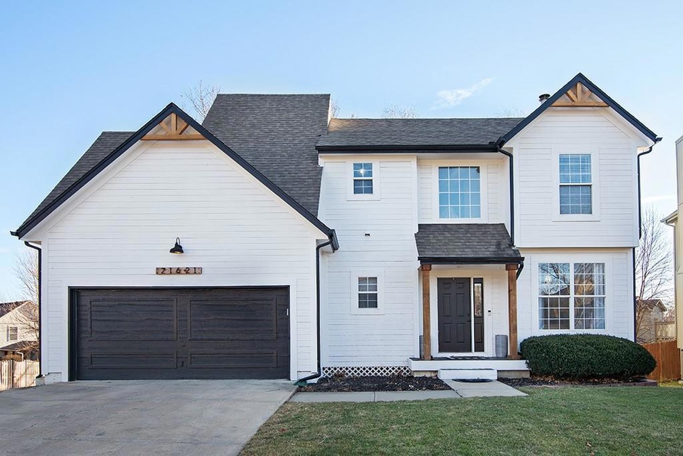 21621 W 47th Terrace, Shawnee, KS 66226 - photo 1