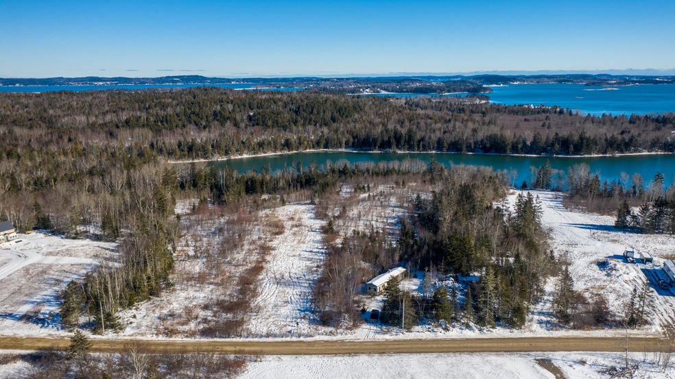 Perry Land Lincoln Cove off Birch Rd
