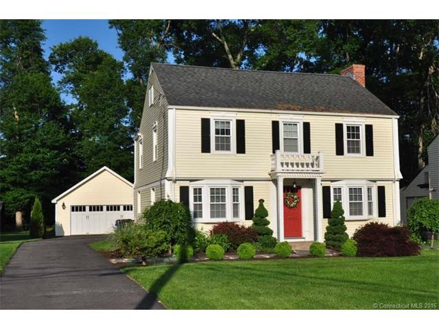 24 Wiltshire Ln, West Hartford, CT 06117 - photo 1