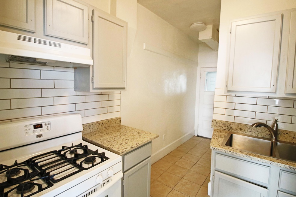 3625 Mountain Ave unit B, El Paso, TX 79930 - photo 1