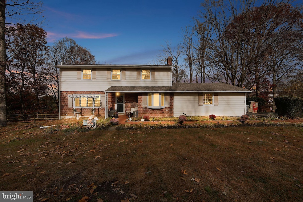 1331 Faucett Dr, West Chester, PA 19382 - photo 1