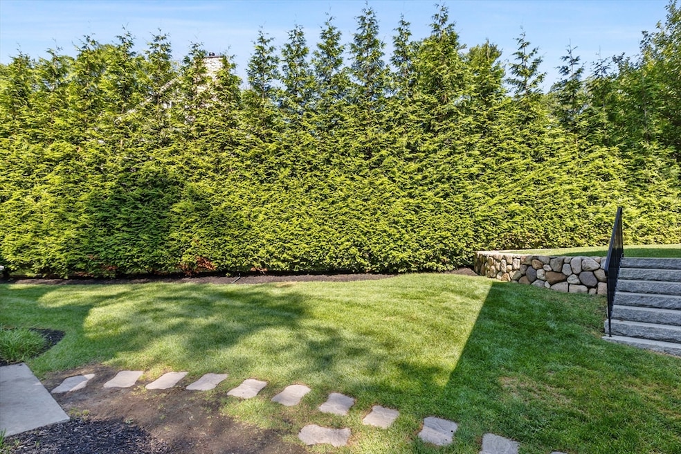 Sold $3,215,000 • Co-Listing Agent