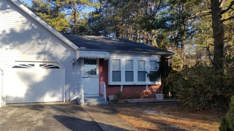 4A Elmwood Ct unit B, Whiting, NJ 08759 - photo 1