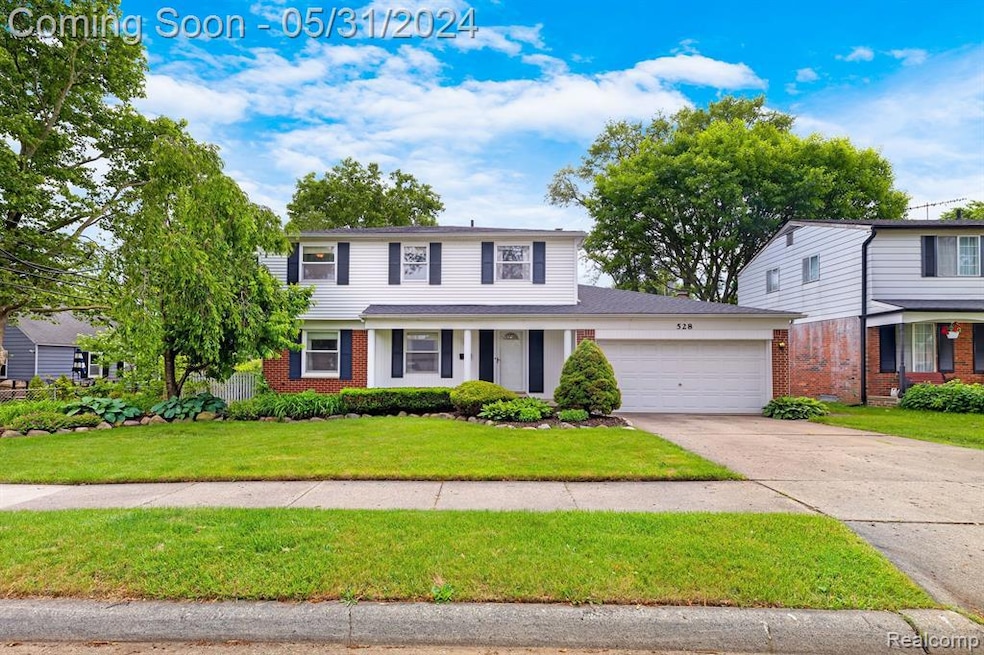 528 Marias Ave