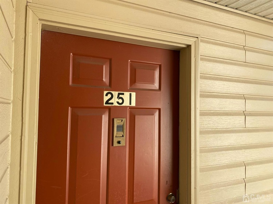 251 Hampshire Ct unit 2251, Piscataway, NJ 08854 - photo 1