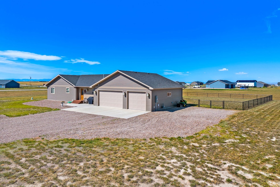 90 Leo Ln, Great Falls, MT 59404 - photo 1