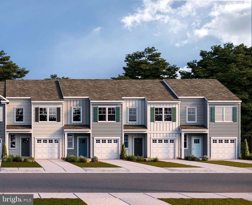 248 Camden Dr, Waynesboro, VA 22980 - photo 1