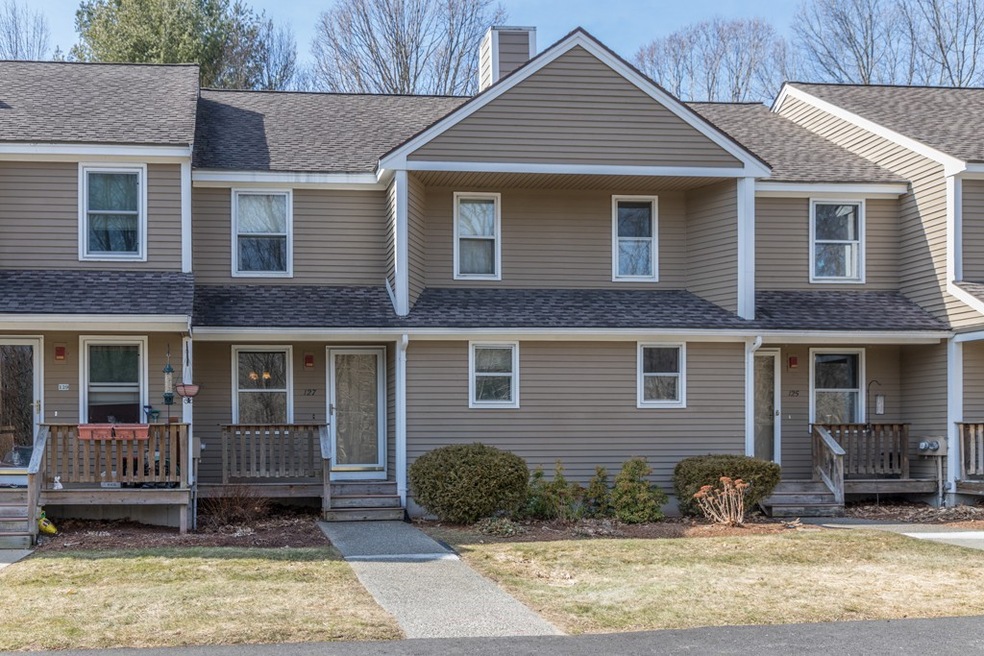 127 Pennacook Dr, Leominster, MA 01453 - photo 1