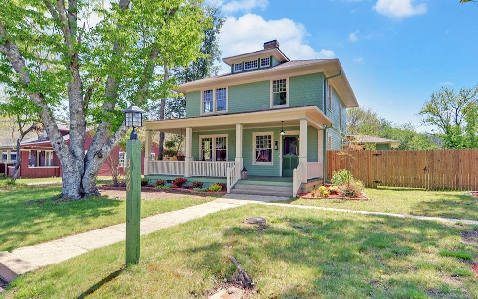 366 Hill St, Murphy, NC 28906 - photo 1