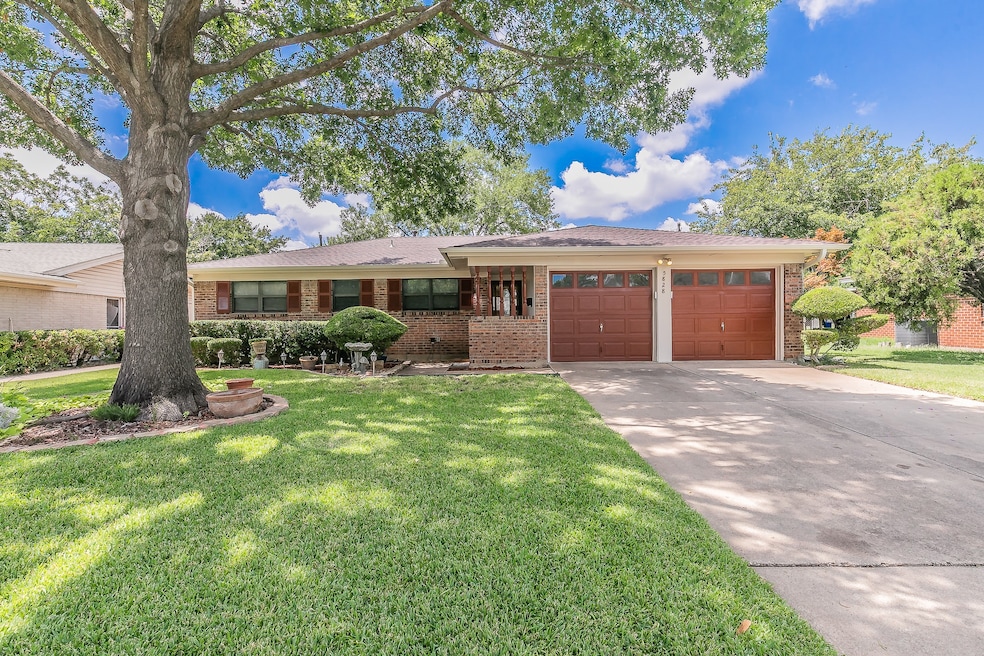 For Sale $299,000 • Co-Listing Agent