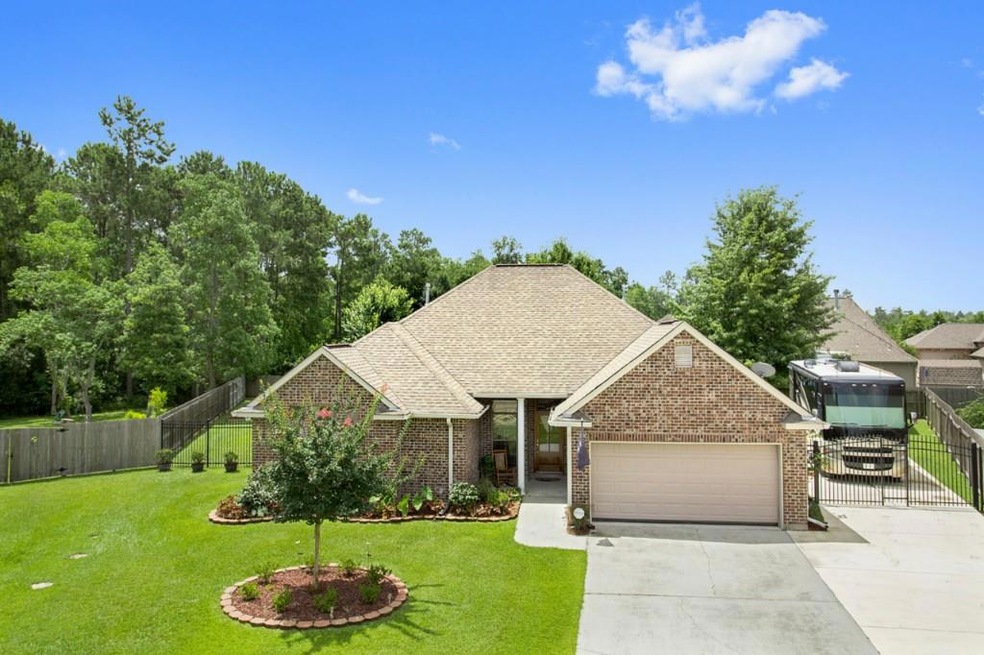 308 Planer Mill Ct, Pearl River, LA 70452 - photo 1