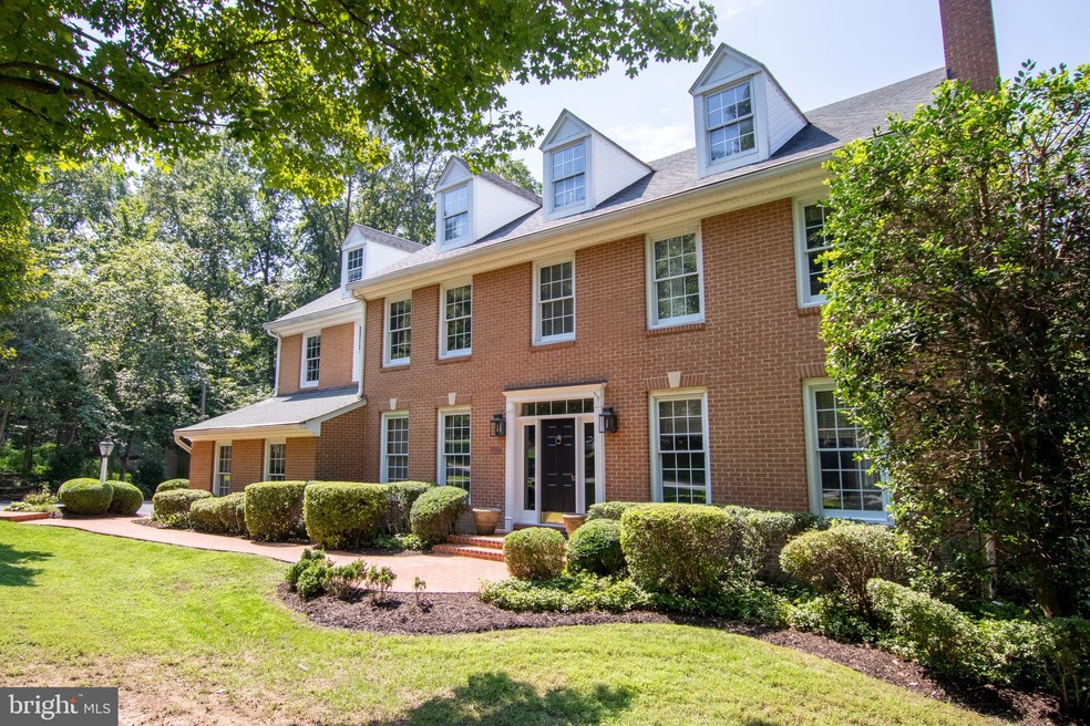 8285 Private Ln, Annandale, VA 22003 - photo 1