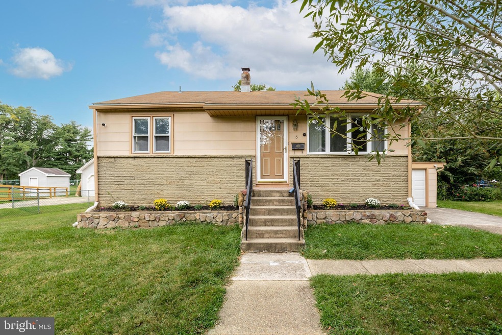 15 Center St, Moorestown, NJ 08057 - photo 1