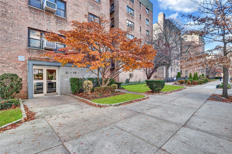 31-70 138th St unit 3H, Flushing, NY 11354 - photo 1