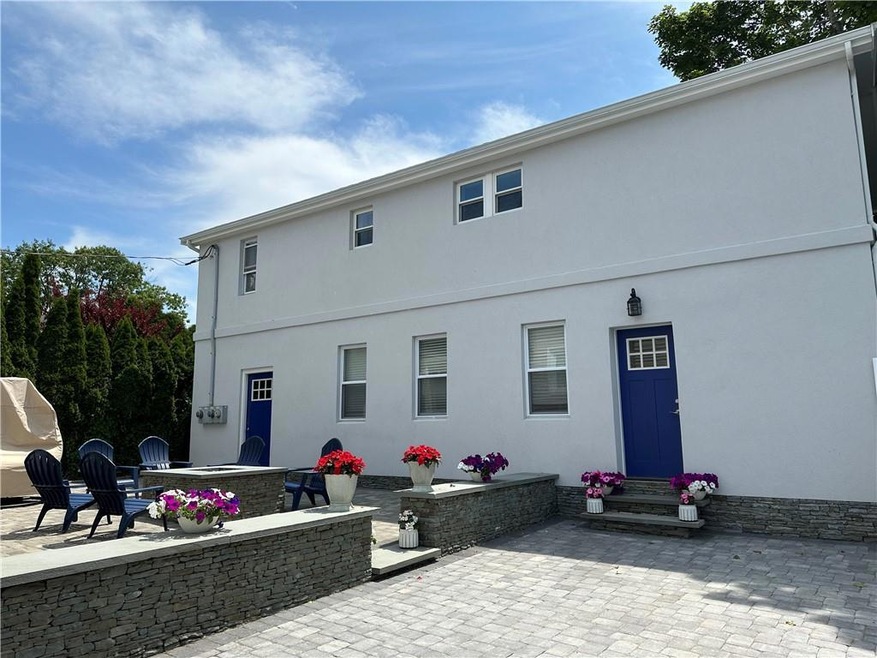 11 Atlantic St unit 1, Newport, RI 02840 - photo 1