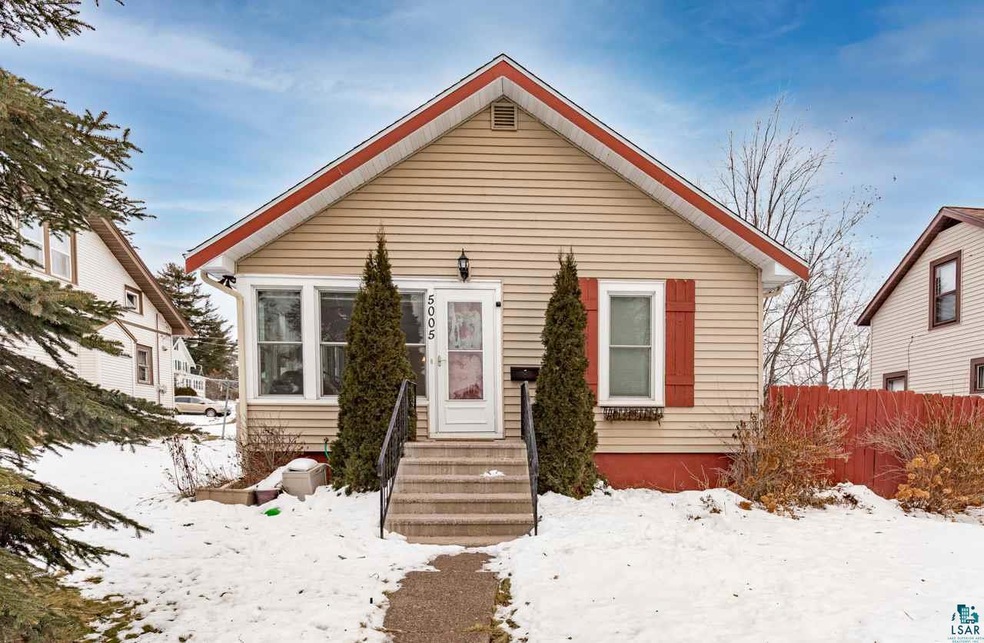 5005 Jay St, Duluth, MN 55804 - photo 1