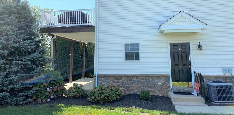 1806 Merlot Dr, Easton, PA 18045 - photo 1