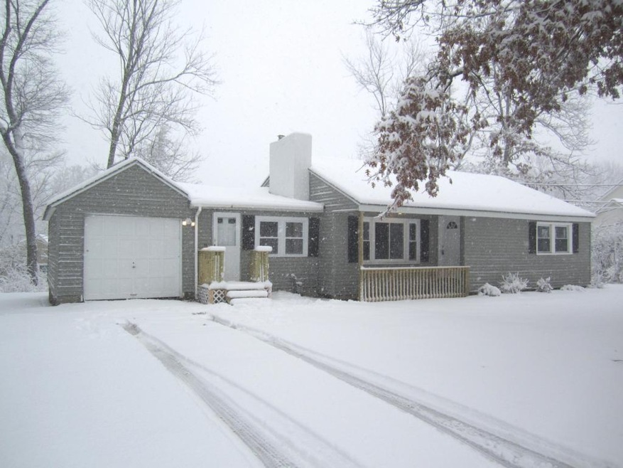 26 W Chamberlain Rd, MerriMacK, NH 03054 - photo 1