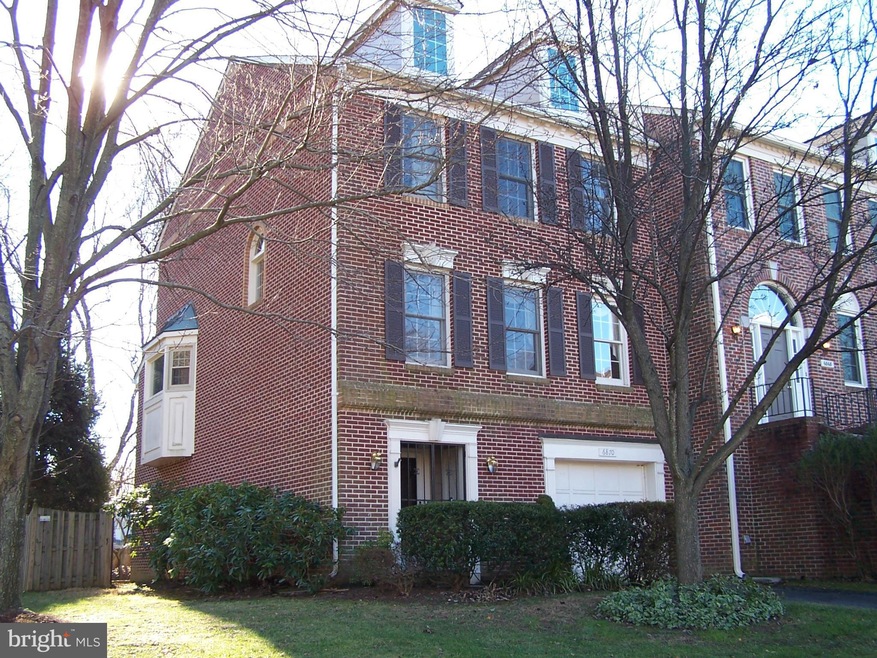 6870 Mclean Province Cir, Falls Church, VA 22043 - photo 1