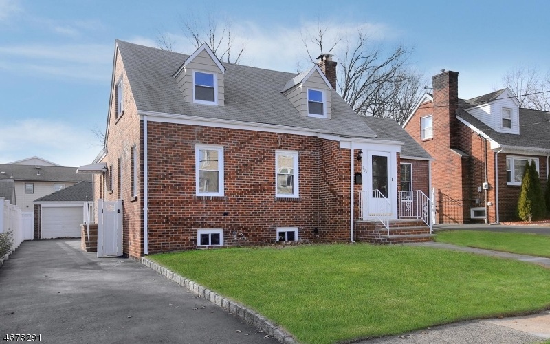 903 Summit St, Linden, NJ 07036 - photo 1