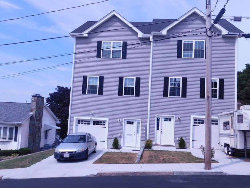 14 Riverview St unit B, Fall River, MA 02724 - photo 1